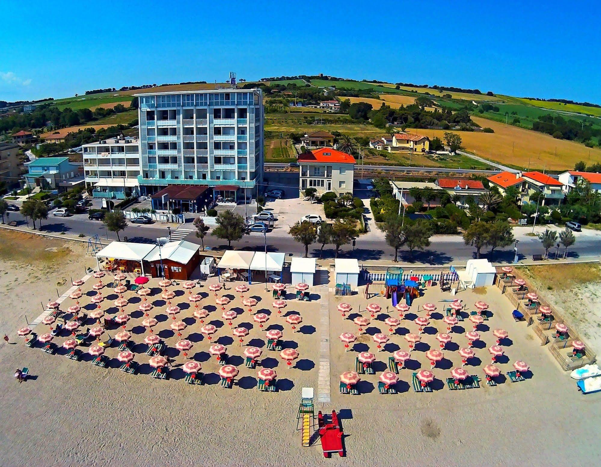 Hotel Atlantic Senigallia Luaran gambar