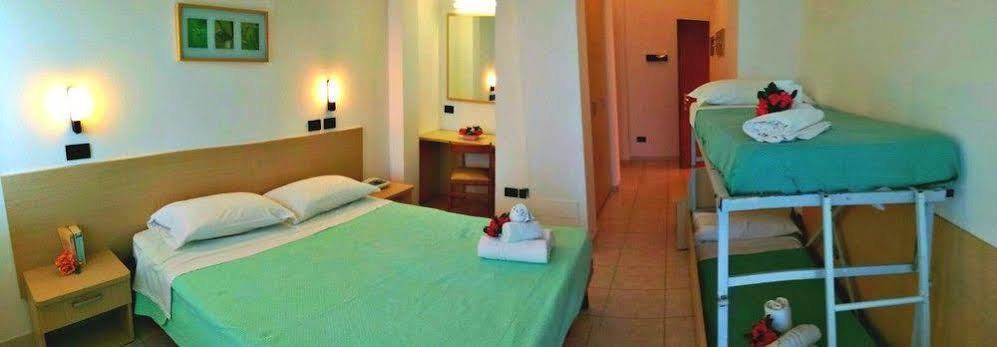 Hotel Atlantic Senigallia Luaran gambar